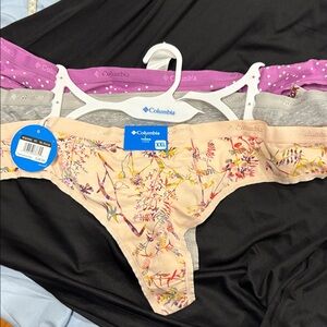 Columbia women ' Peach Floral Stretch Thong - Purple & Gray Pack